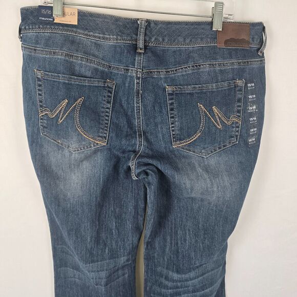 Maurices Ellie Jeans Women's 15 / 16 Reg Blue Medium Wash Straight Fit NWT - Picture 3 of 16